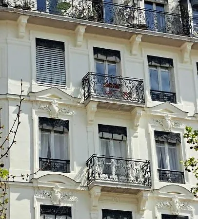 Vue Sur Rhone *