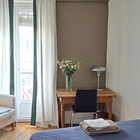 Privatunterkunft Vue Sur Rhone *