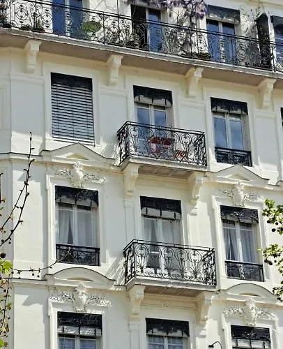 Vue Sur Rhone *